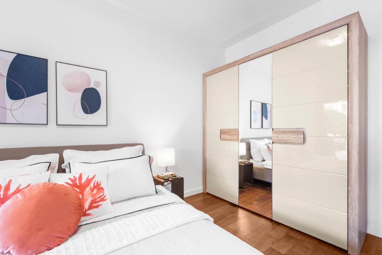 Luxury New Apartment With Private Garden Near The Beach! Porec Ngoại thất bức ảnh